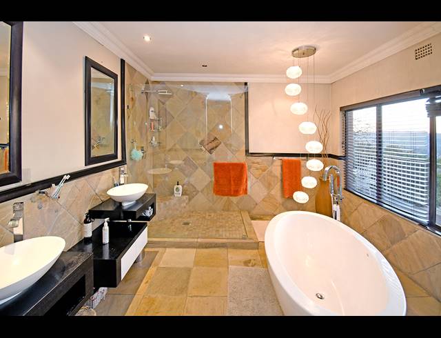 4 BEDROOM HOUSE FOR SALE IN KENSINGTON